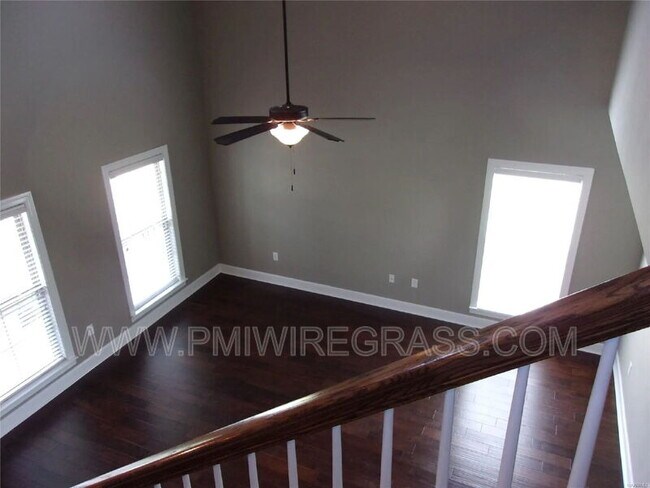 Building Photo - 102 Dawson Ln