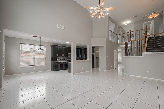 Building Photo - 19903 Diamond Hills Ln