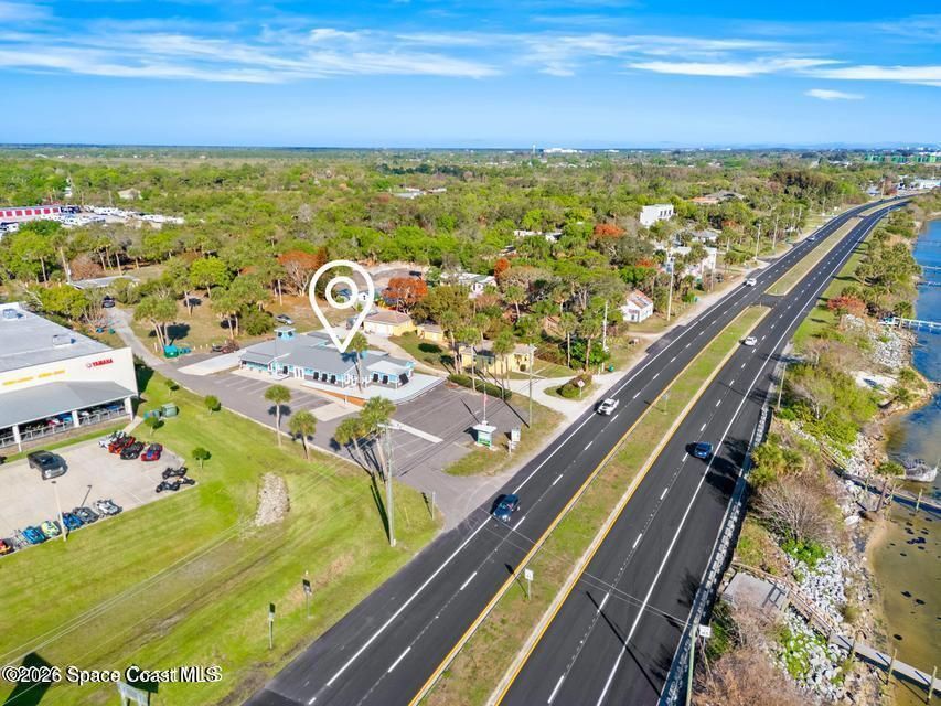 Building Photo - 1280 US-1