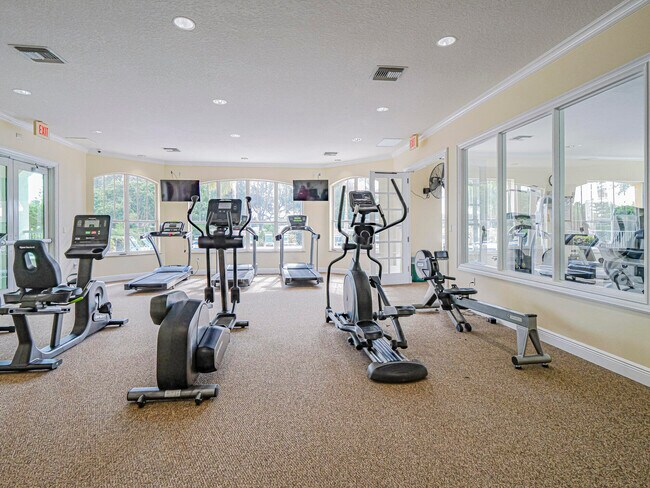 Building Photo - 5095 Fairways Cir