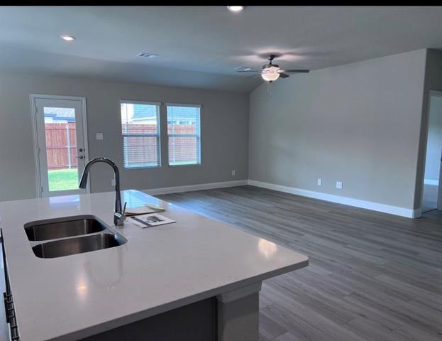 Building Photo - 601 Huntley Dr