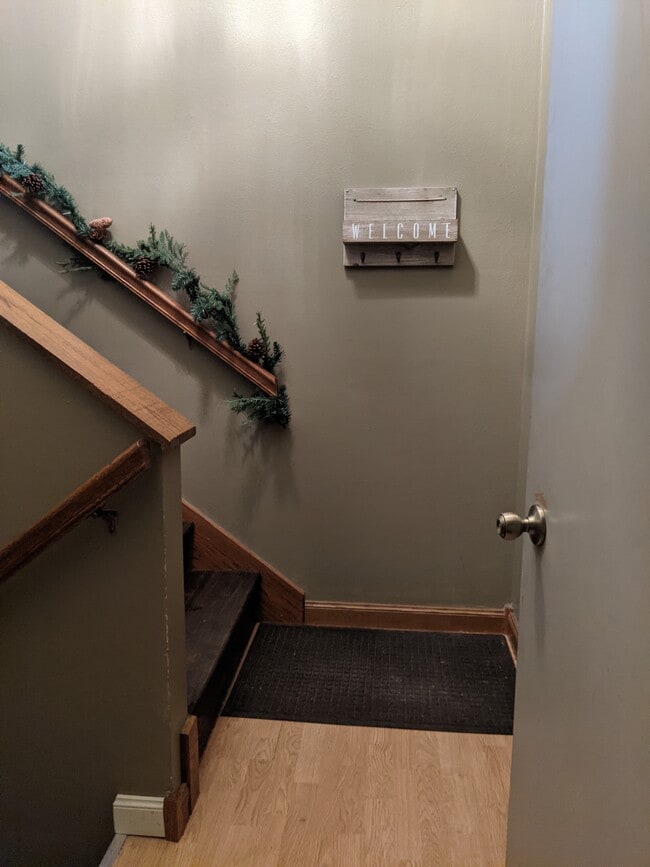 809 W Ridgeview Dr 809 W Ridgeview Dr Appleton WI 54914 Apartment