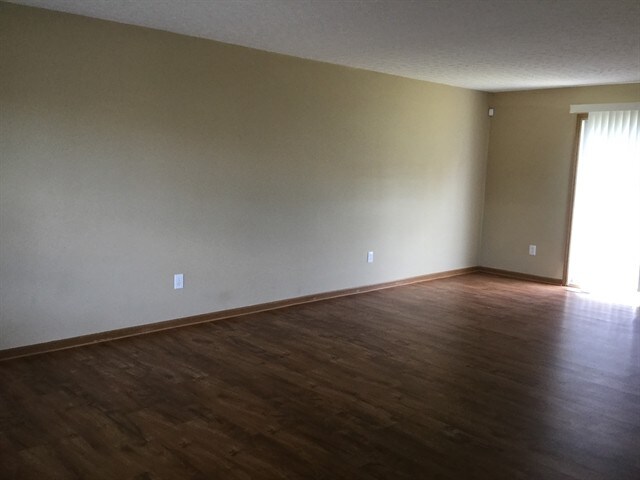 Building Photo - 5371 Princeton Lane