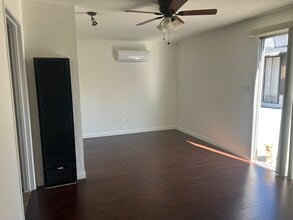 Building Photo - 2818 N Arrowhead Ave