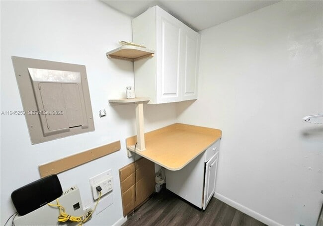 Building Photo - 1448 Churchill Cir