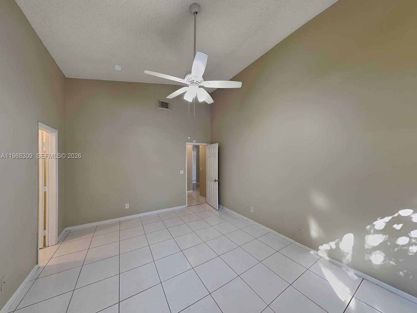 Building Photo - 1495 SW 105th Ave