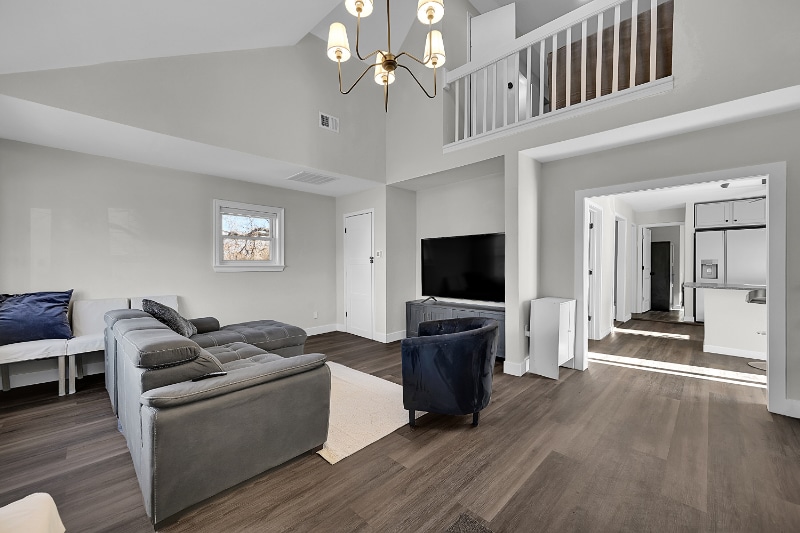 Building Photo - 660 Hickory St