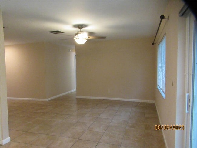 Building Photo - 2506 Mary Sue St