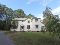 Building Photo - 63 Taylor St