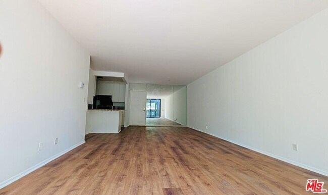 Building Photo - 7742 Redlands St