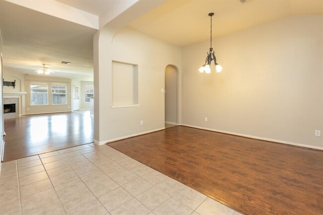 Building Photo - 9502 Mustang Park Ct