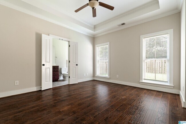 Building Photo - 132 Singapore Cir