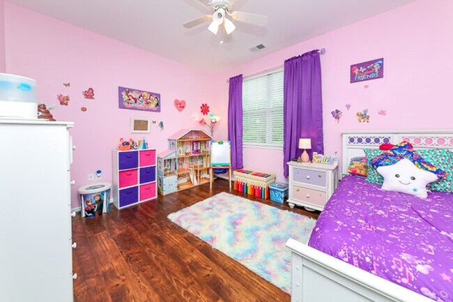 Building Photo - 2650 Leytonstone Dr
