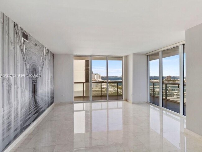 Building Photo - 50 Biscayne Blvd