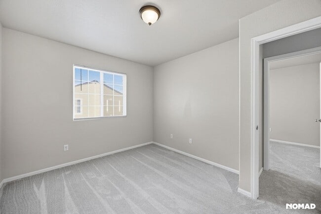 Building Photo - 3050 Shikra View