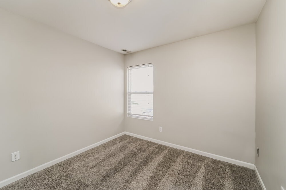 Building Photo - 4828 Abercromby St