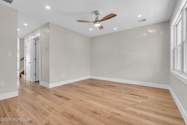 Building Photo - 2334 Adams Ave