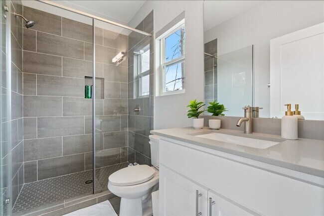 Building Photo - 6301 Santos St