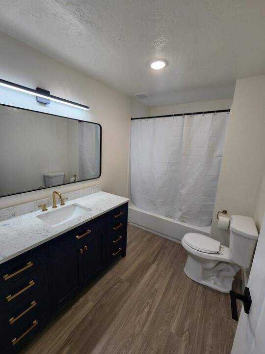 Building Photo - 412 S 800 W St