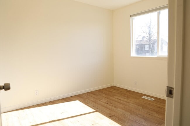 Building Photo - 3910 Burgess Rd