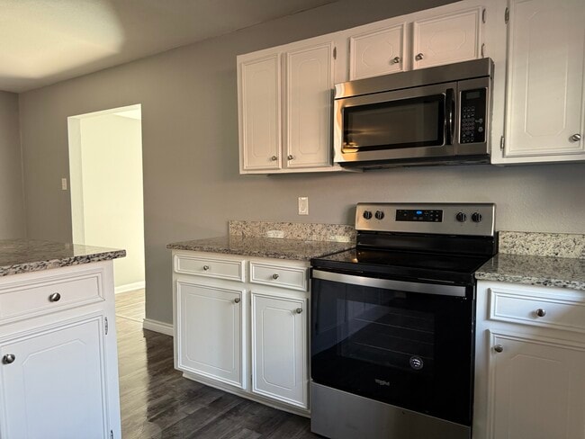 Building Photo - Zachry