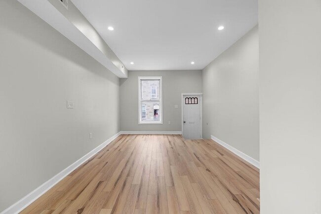 Building Photo - 31 N Curley St