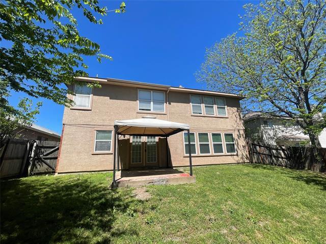 Building Photo - 640 Gibson St