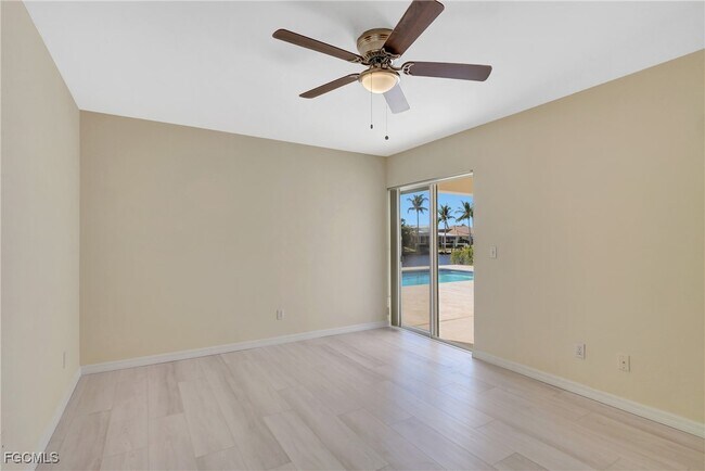 Building Photo - 2126 SW 48th Terrace