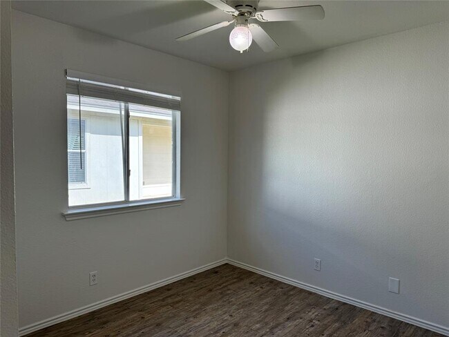 Building Photo - 12415 Jamie Dr