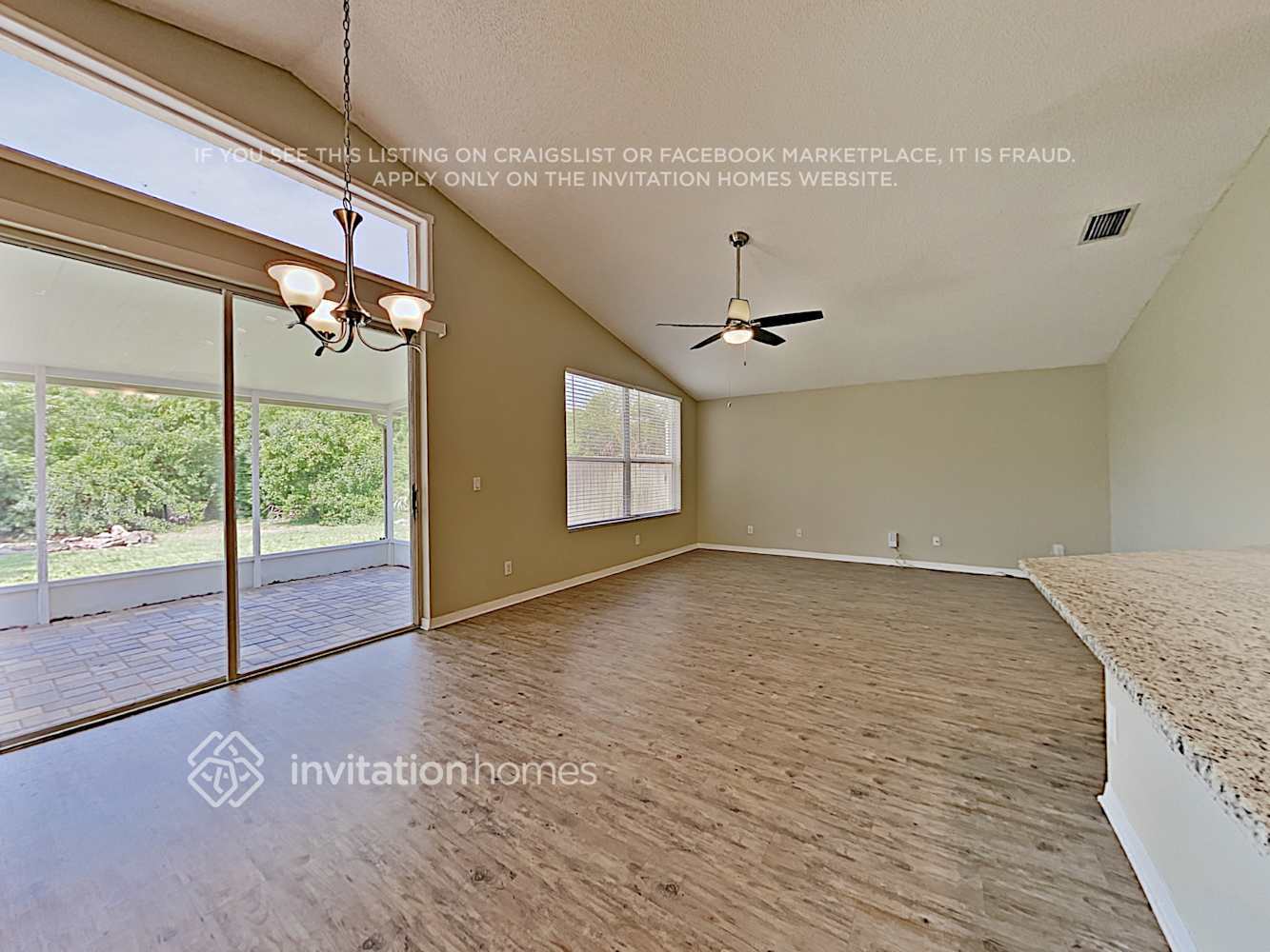 Building Photo - 1060 Rock Springs Dr