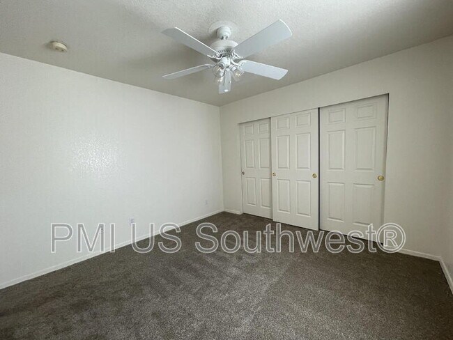 Building Photo - 4072 S Cassidy Dr