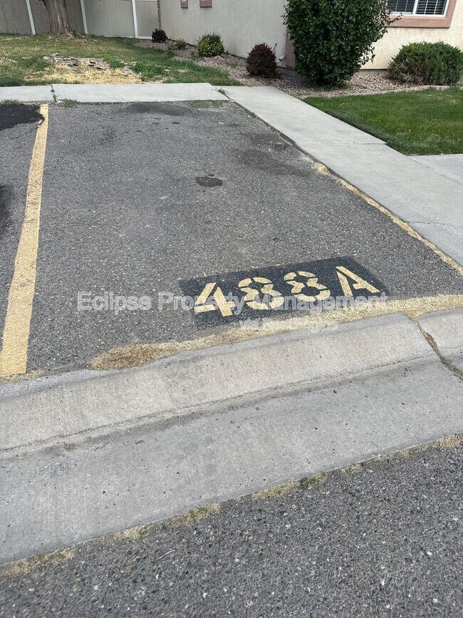 Building Photo - 488 Coronado Ct