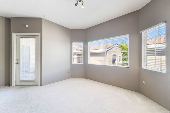 Building Photo - Remodeled 2-Bed, 2-Bath Second-Floor Unit ...