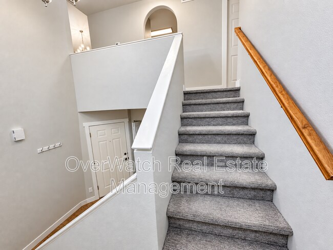 Building Photo - 4031 Lunar Dr
