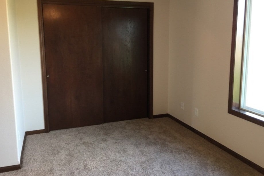 Bedroom - 1910 Wrigley St