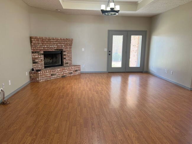 Building Photo - 3705 Benjamin Davis