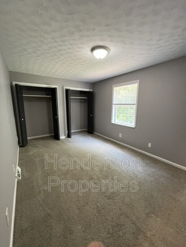Building Photo - 1343 N 6th St
