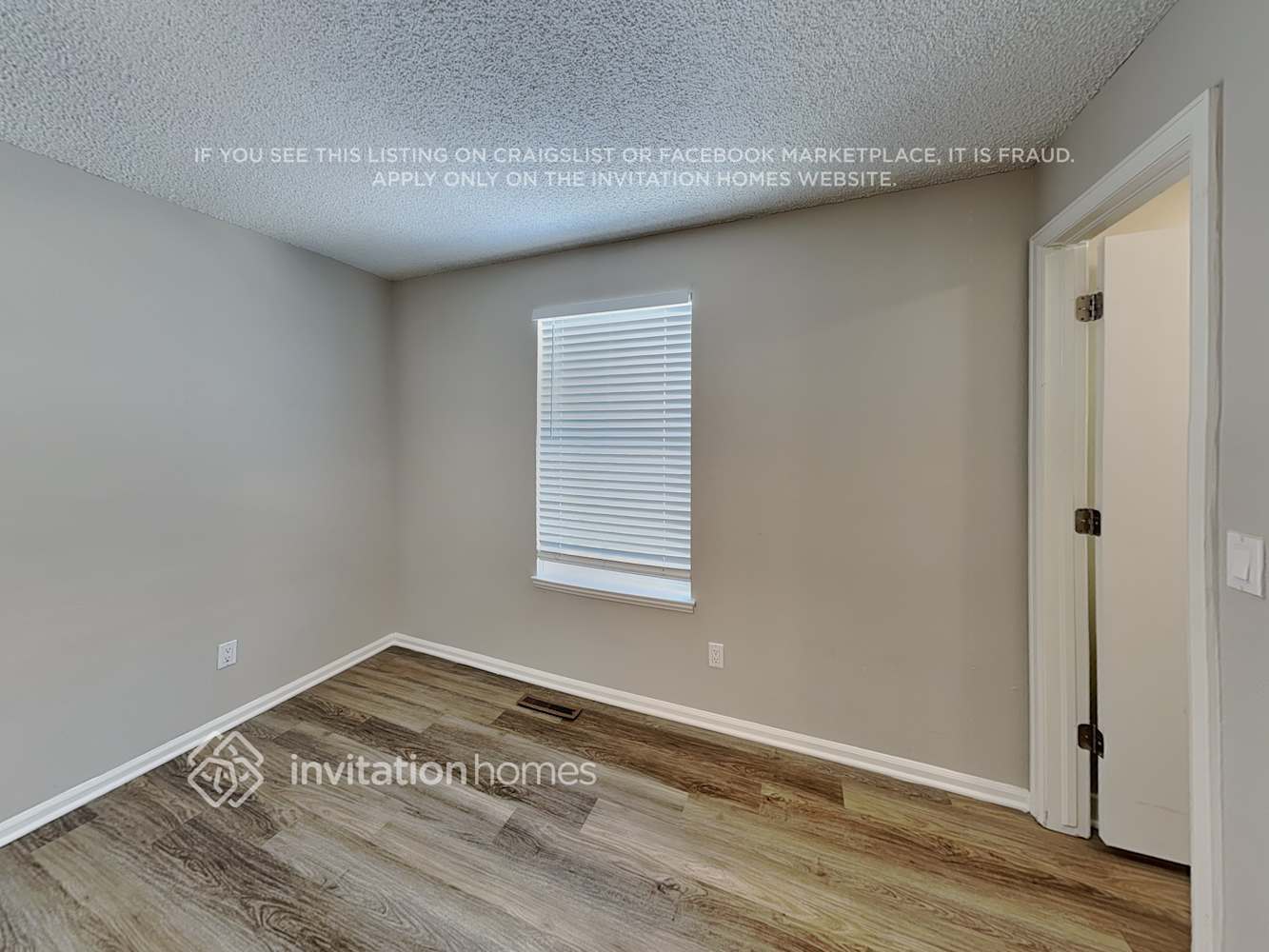 Building Photo - 8661 Red Clover Ct