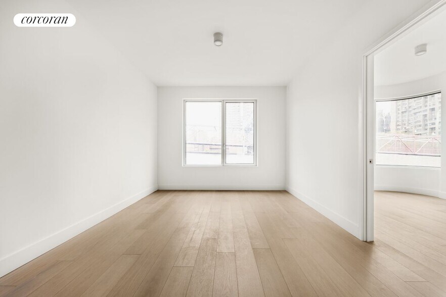 Building Photo - 208 Delancey St
