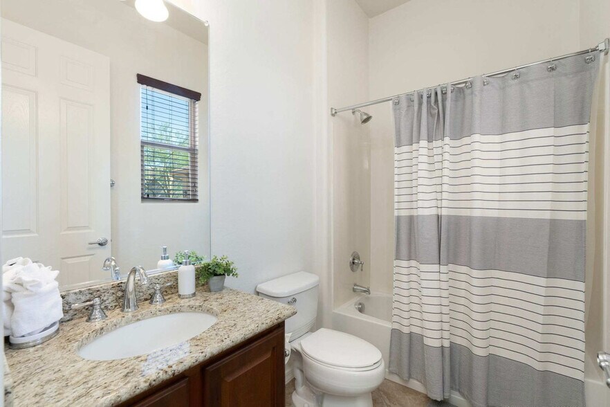 Building Photo - 2253 W River Rock Trail