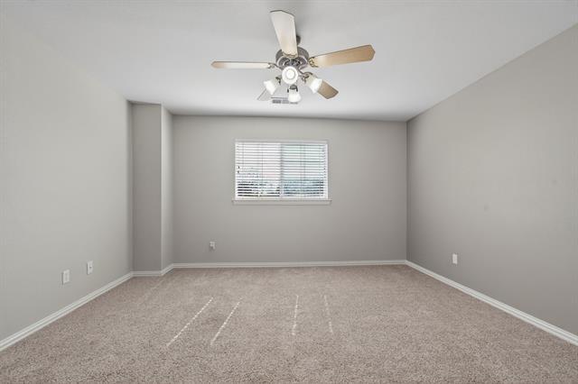 Building Photo - 512 Oakridge Dr