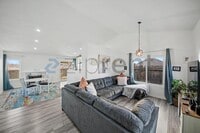 Building Photo - Unit