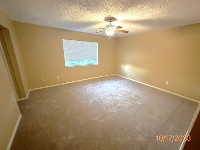 Building Photo - 12210 Roandale Dr