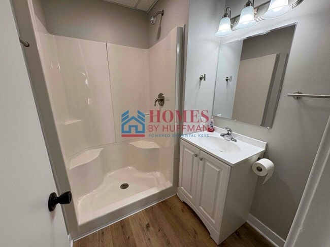 Building Photo - Two Bedroom Home For Rent | Located in Mt. Vernon, IN