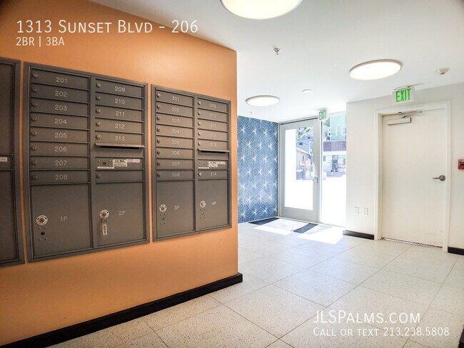 Building Photo - 1313 Sunset Blvd