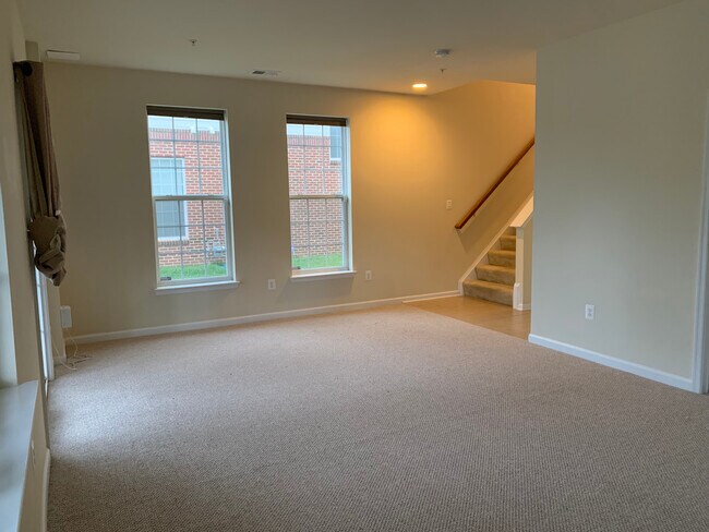 Building Photo - 8319 Gibbs Way