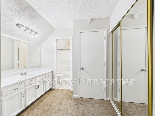 Building Photo - 7939 NW 79th Pl