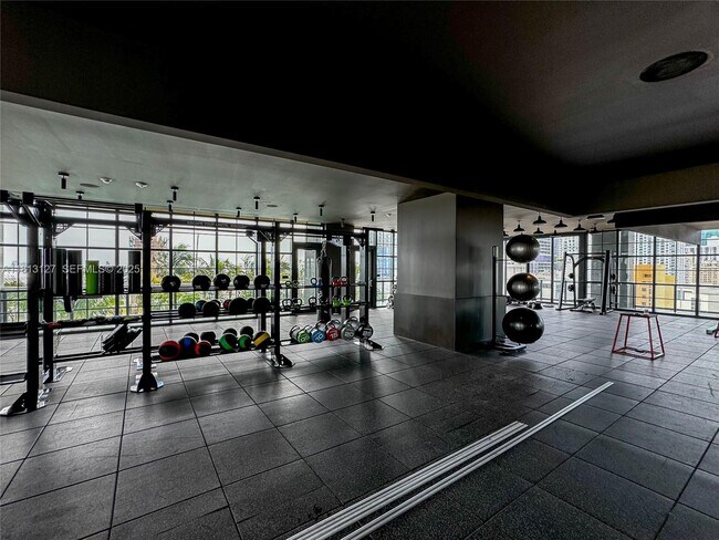 Building Photo - 159 NE 6th St