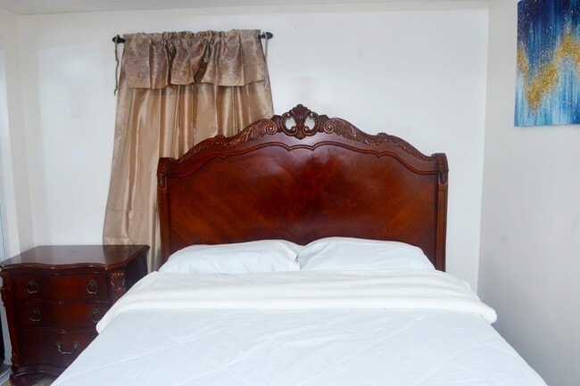 Building Photo - 105 Arundel Corporation Rd