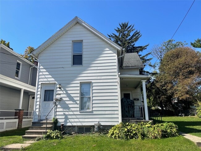 Primary Photo - 2672 Myrtle St